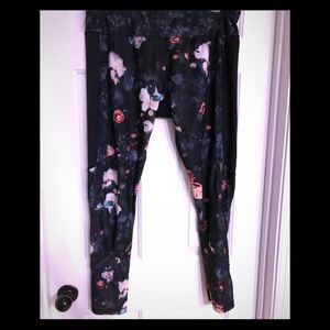 Rose Mesh Workout Pants